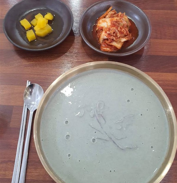 진한 서리태 콩국수, 광주 현지인은 왜 이 집만 찾을까?