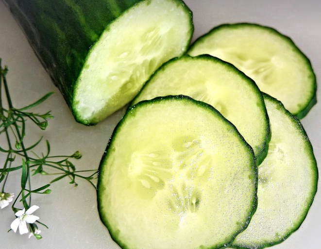 생으로 먹을수 있는 오이