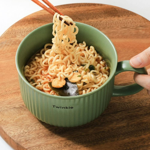 컵라면이 남성의 생식능력에 미치는 충격적 진실