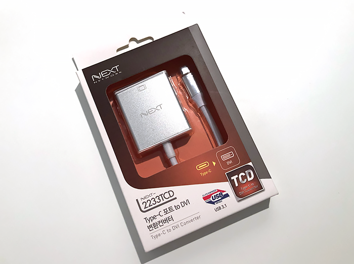 Type-C포트-to-DVI-변환컨버터