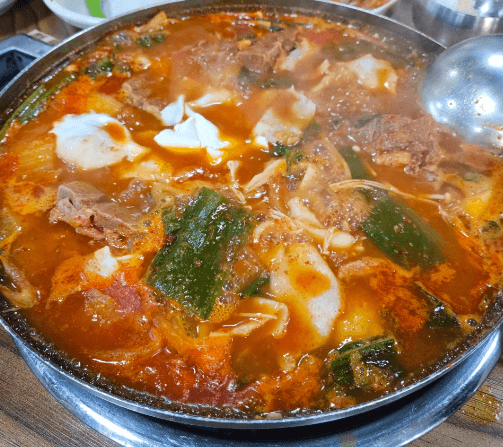 토밥즈 토요일은 밥이 좋아 파김치 감자탕 천안 맛집