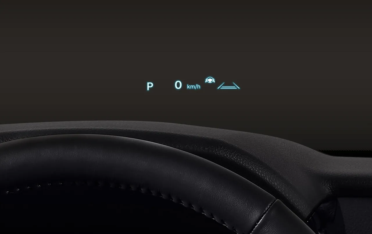 2025 토요타 캠리 하이브리드 차량 및 정보 이미지