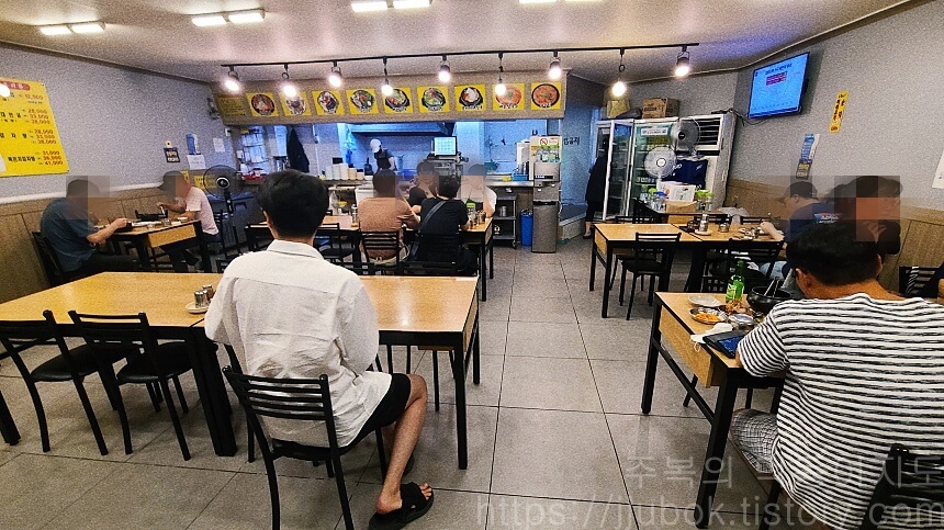 토부리-병천순대-계산점-내부-분위기