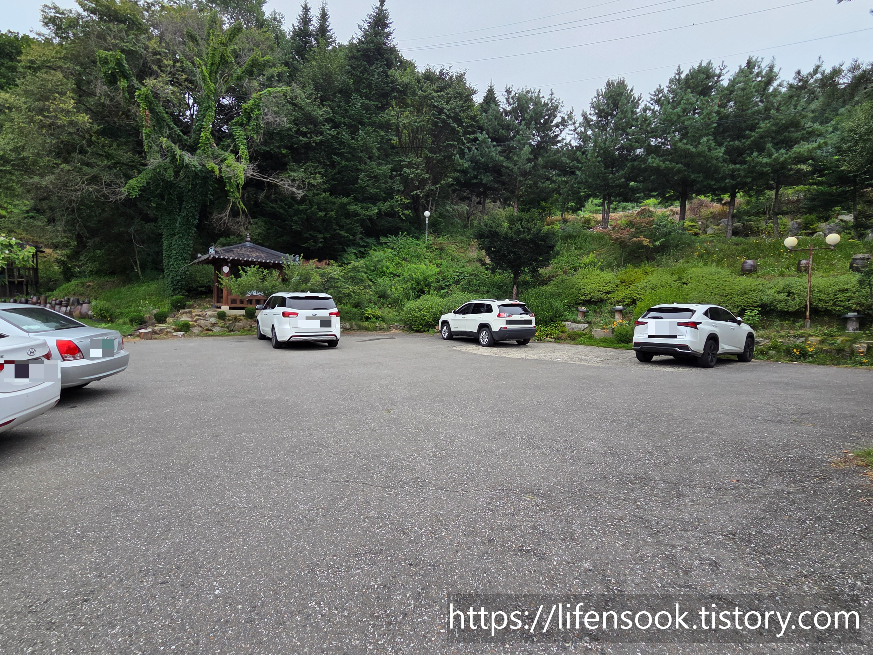 둔내민속촌 주차장