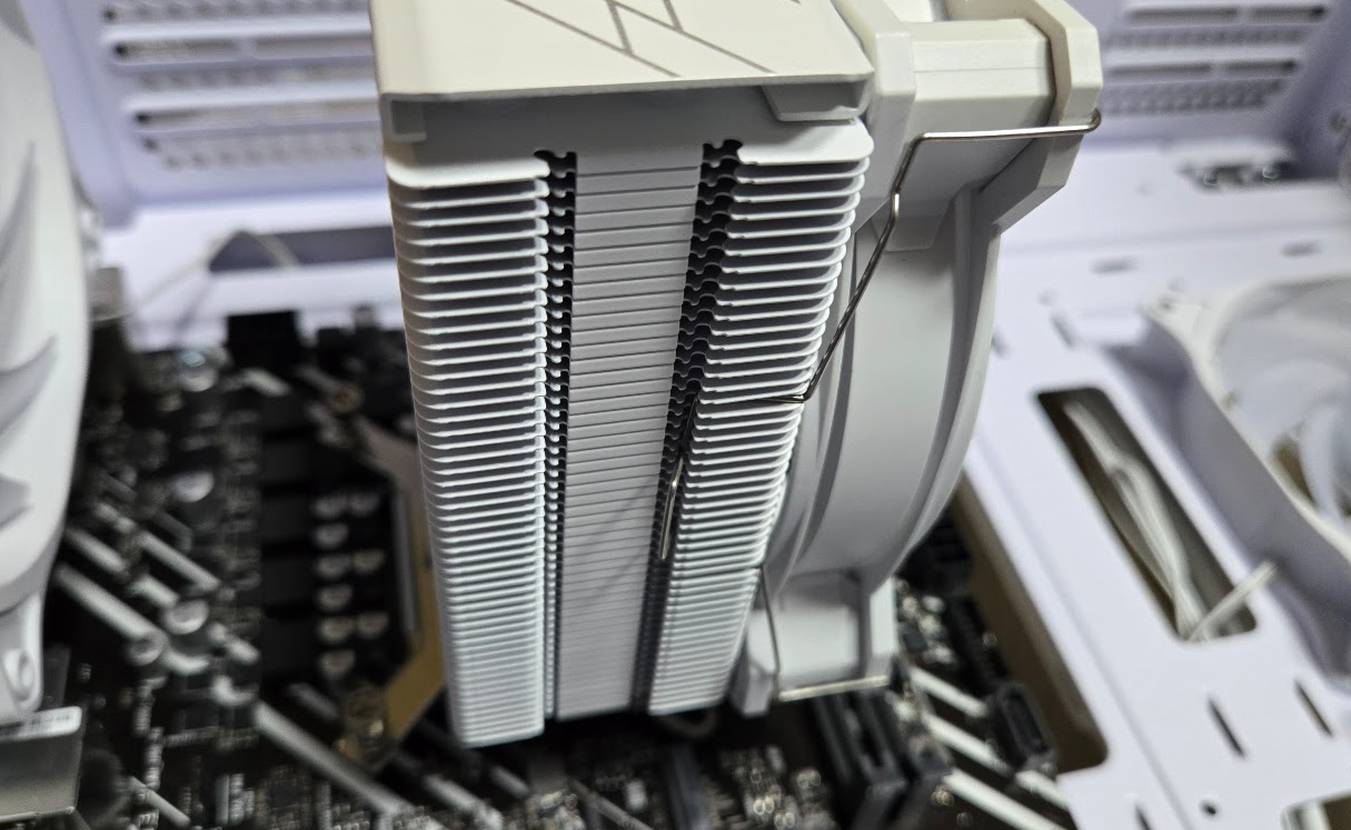 쿨러마스터 Hyper 212 Halo White CPU 공랭쿨러 후기 사진 6