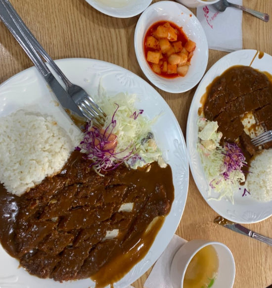 아줌마돈까스
