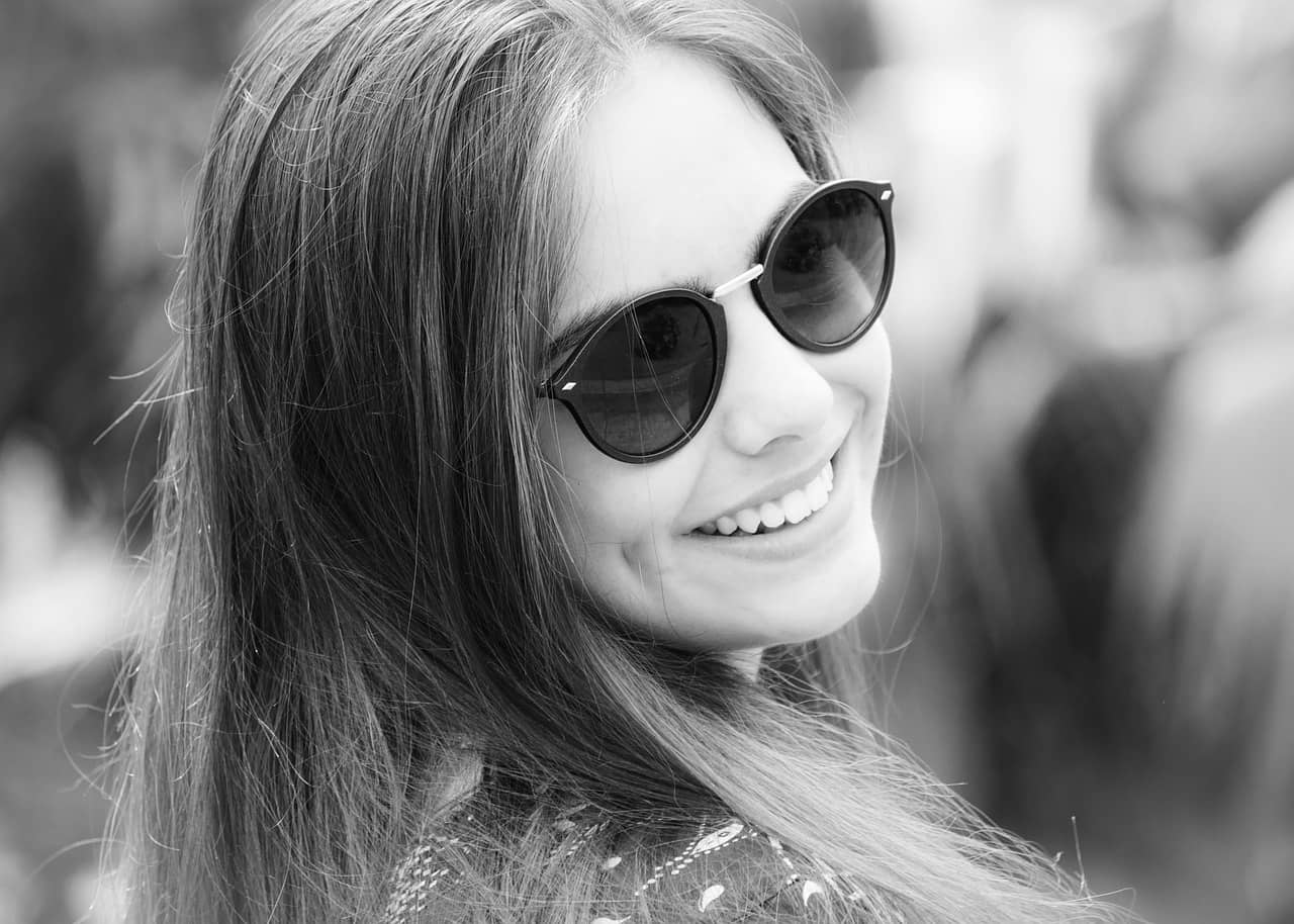 퍼스널컬러-선글라스-렌즈-추천