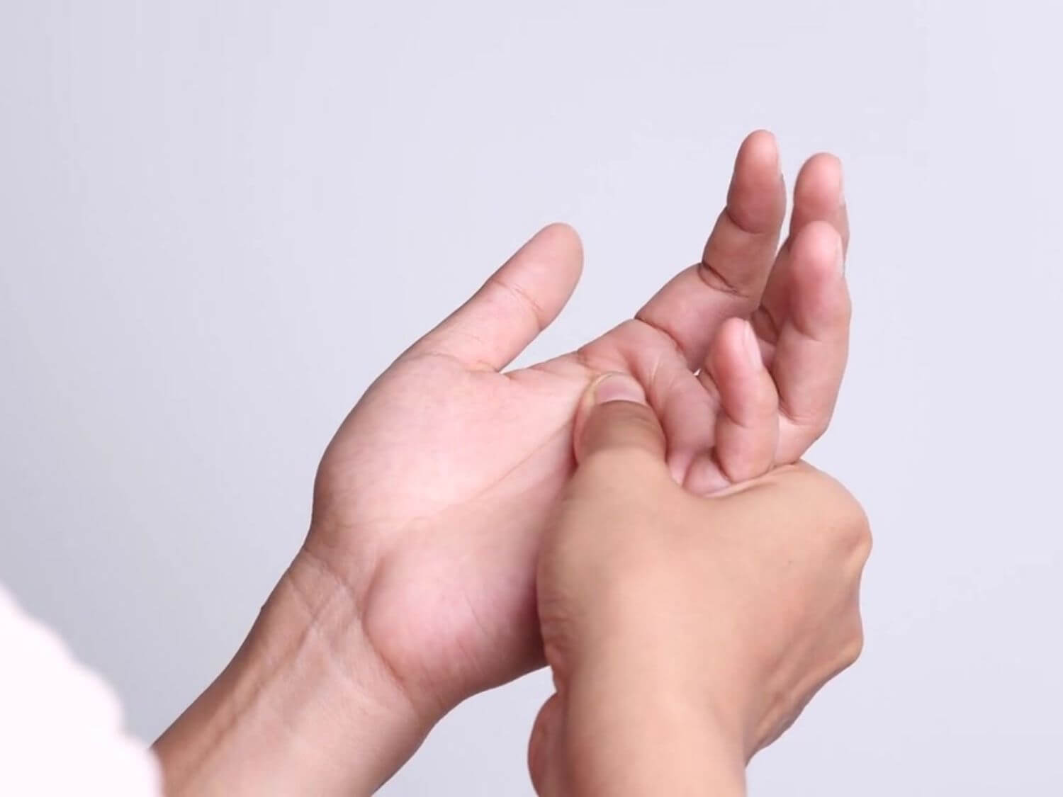 손가락 마디 통증