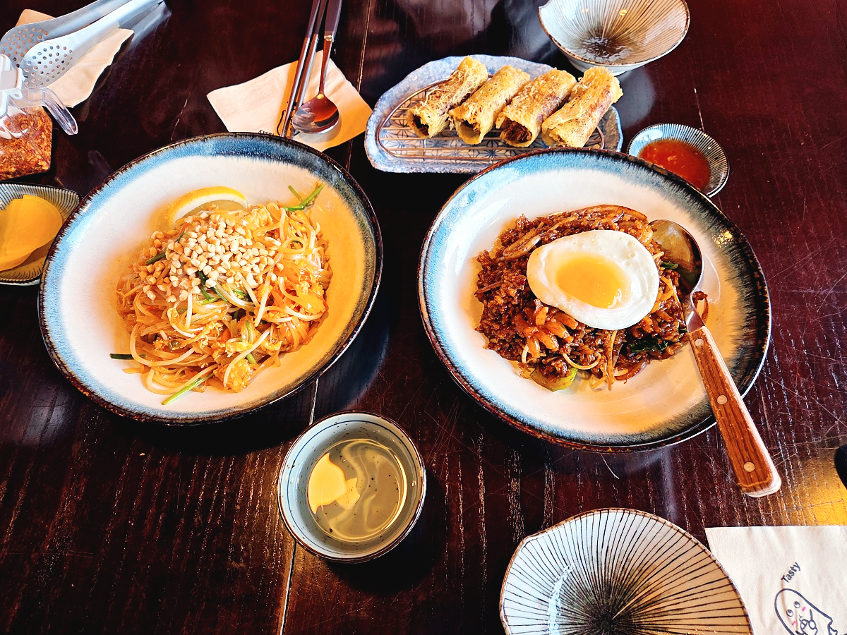 [인천 부평 굴포천, 청리단길 맛집] 태국, 베트남 음식 '덕쿤': 짜조 무료 쿠폰 받는 법