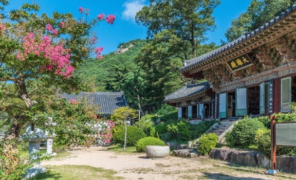 경남 여행지 추천 ❘ 김해 가볼만한 곳 베스트 10. 은하사