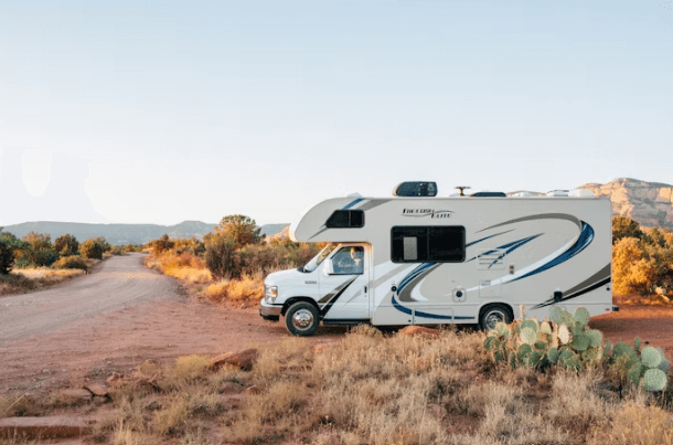 캠핑카 여행 필수 준비물: 완벽 리스트 &amp;꿀팁!