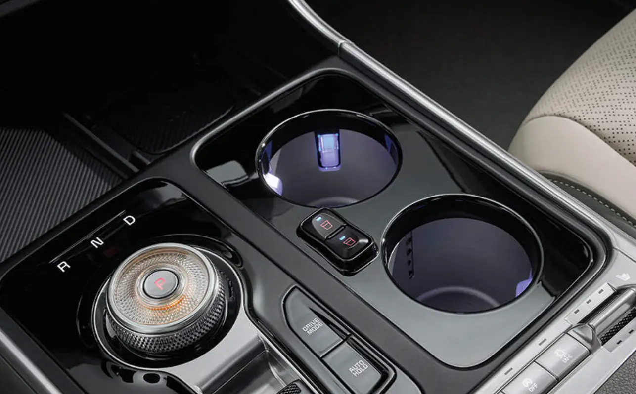 검정색 컵홀더 두개