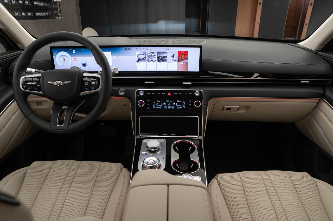 제네시스 GV80 쿠페 : 독보적인 디자인과 성능, 출고 대기 단축 팁! 1