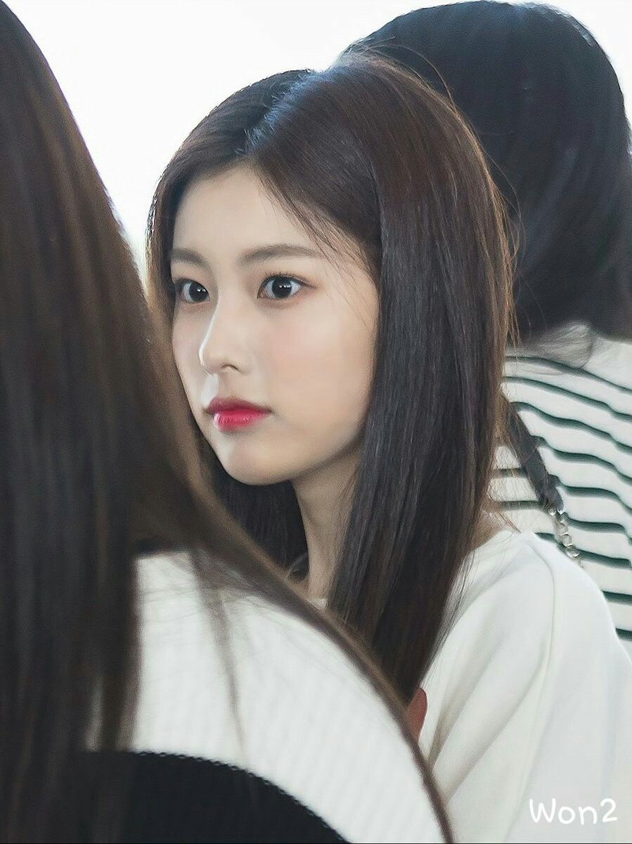 아이즈원 강혜원 몸매 키 아이즈원 강혜원 몸매 키