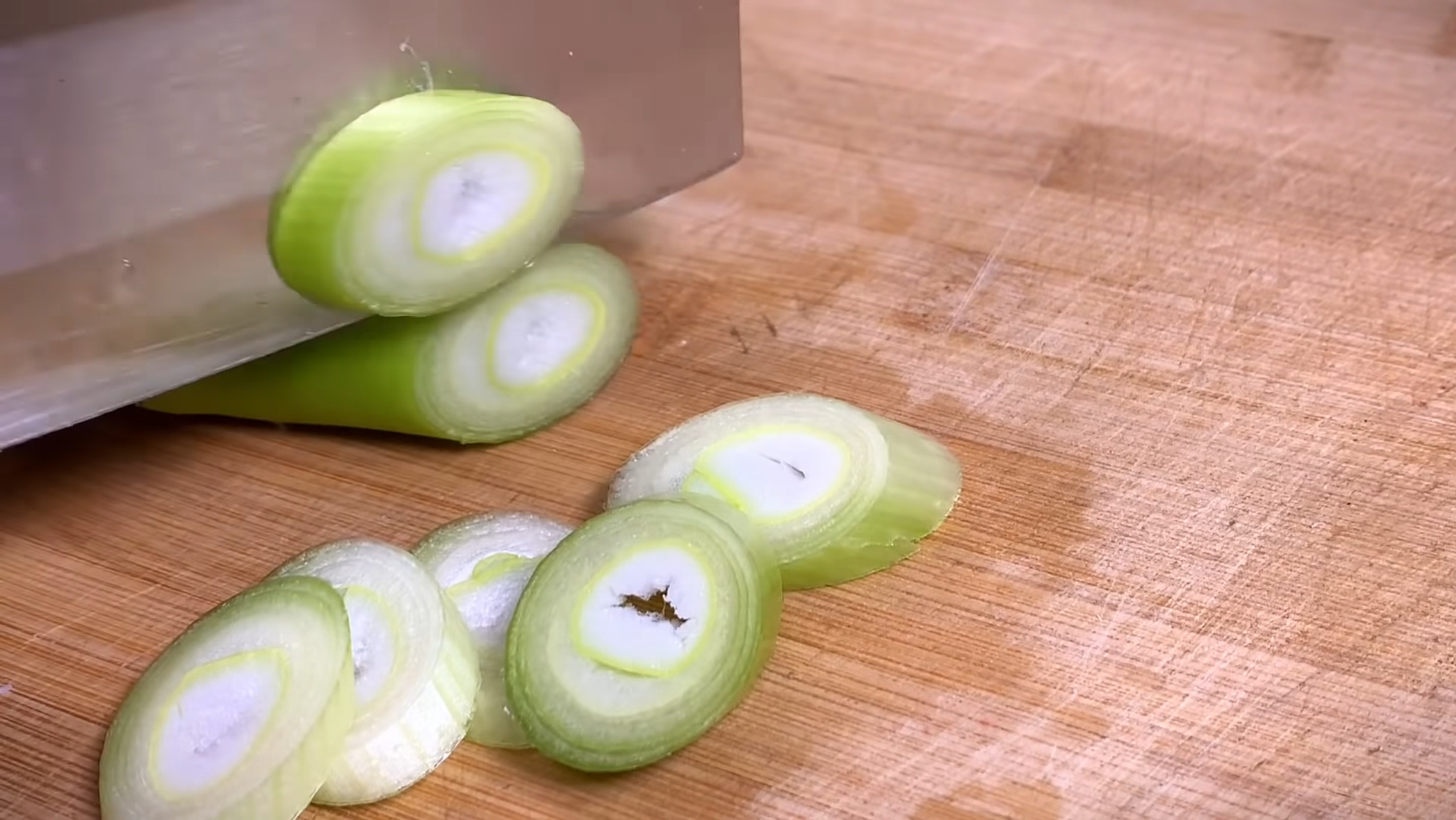 채 썰어 주세요