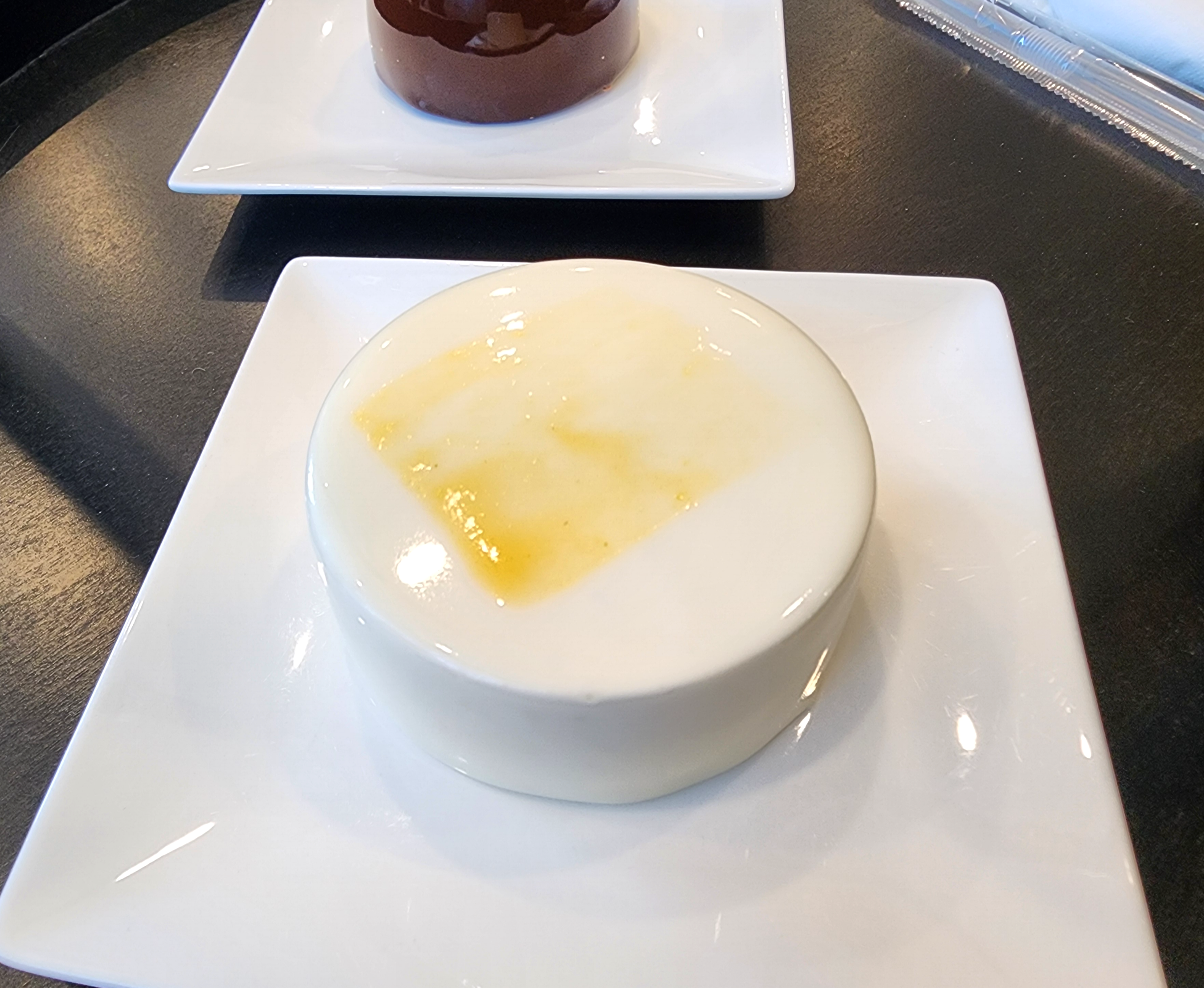 이태원디저트카페_르페셰미뇽_통카