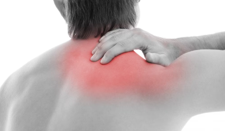 어깨의 통증 갑자기 찾아온다면 이 것일 수 있어요