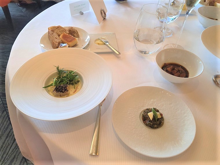 에피타이저-3종과-식전빵