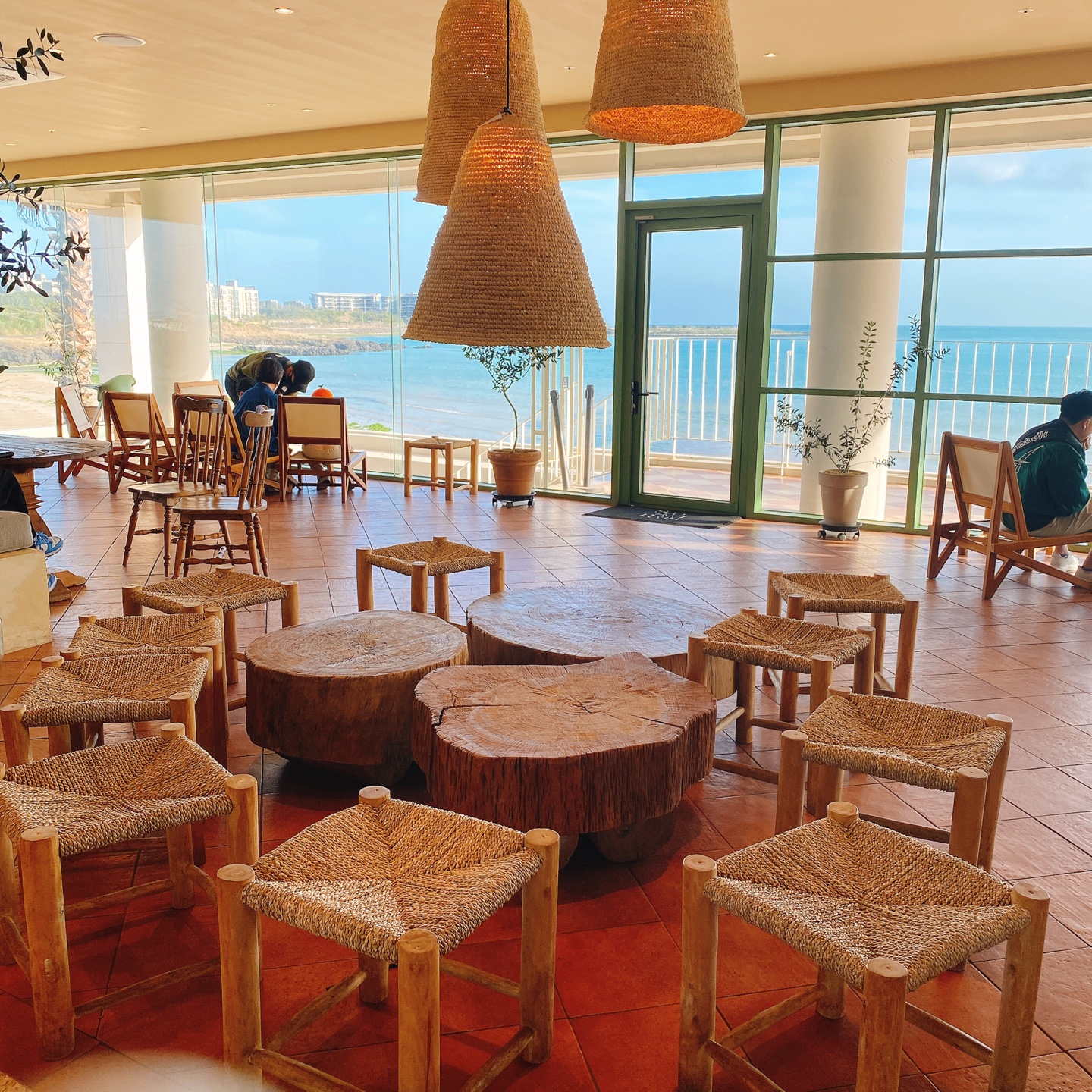 제주 성산 섭지코지 아쿠아플라넷 서귀피안 베이커리 카페