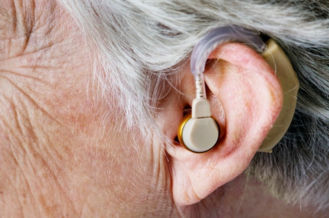 외이도염 증상 6가지 및 보청기 외이도염 통증 치료 방법