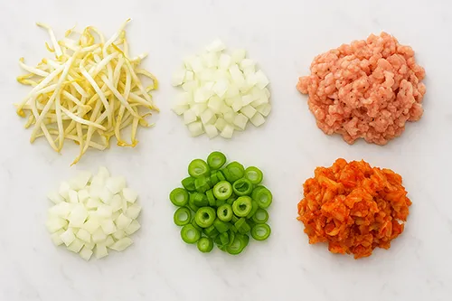 녹두전 속재료 손질 하기