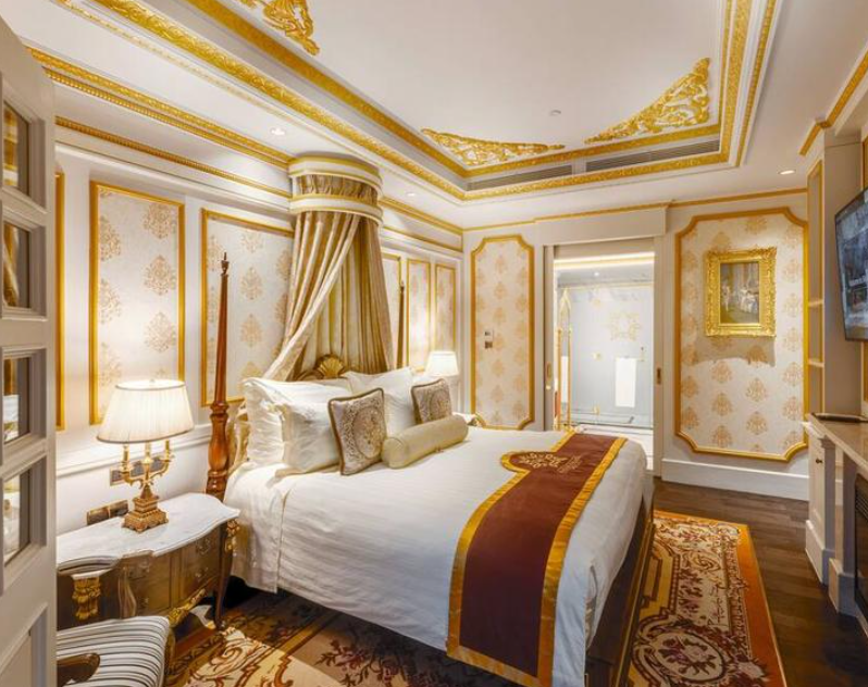 달랏팔라스허리테지호텔