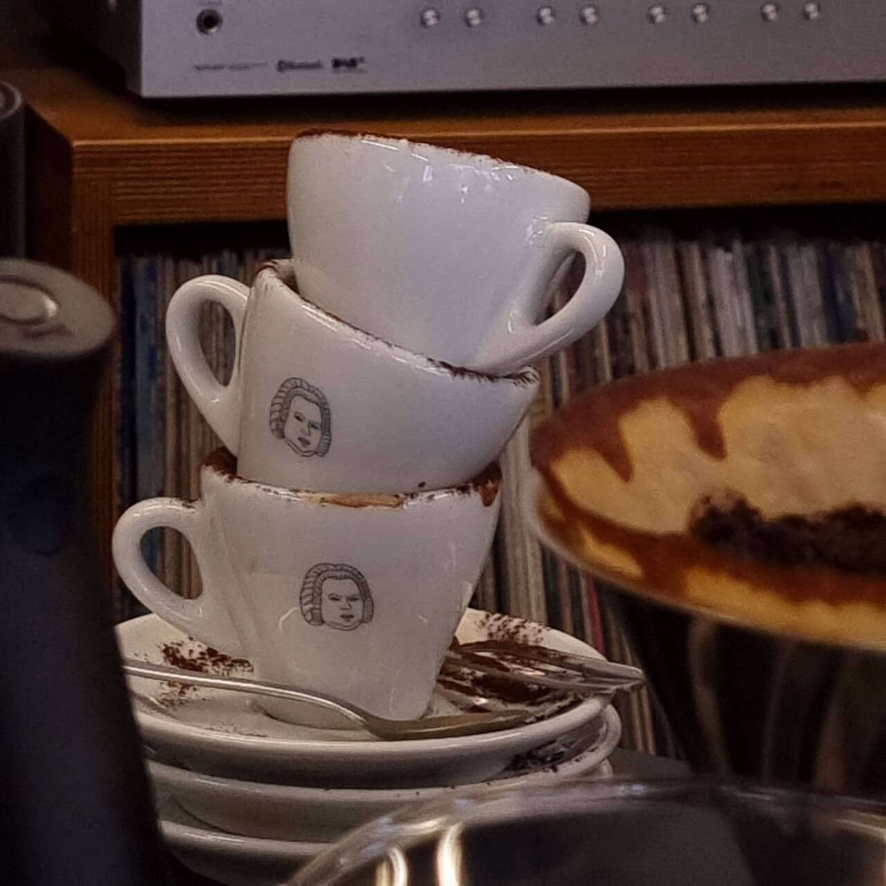 생생정보 송파 장미아파트 상가 맛집 총정리 (뽀빠이 분식&amp;#44; 신천사&amp;#44; 하오미앤&amp;#44; 푸가 커피) 생생정보 2303회