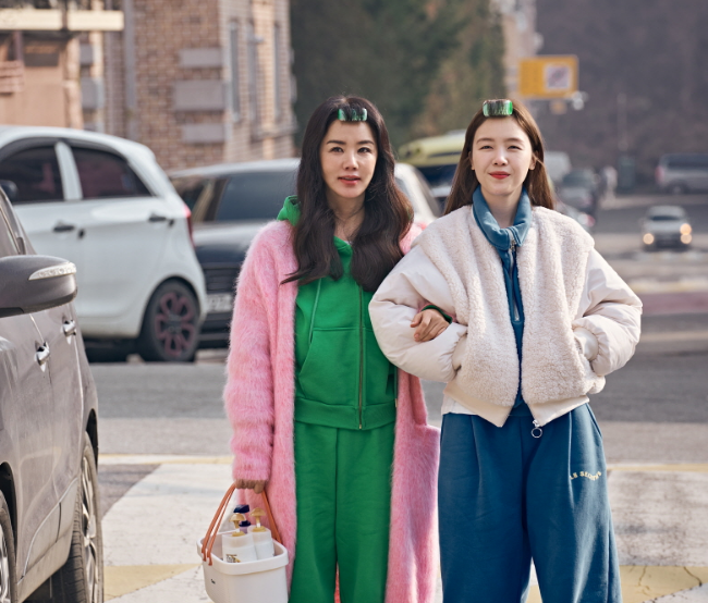 최신 개봉 영화 순위 화사한 그녀