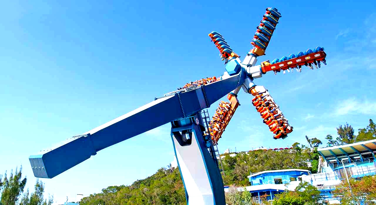 360도 회전하는 스릴 라이드 전경. [ⓒ오션파크 홈페이지]