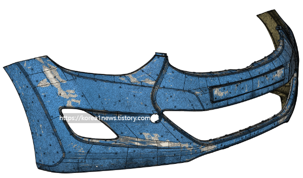 3D스캔데이터와 역설계데이터를 겹친상태