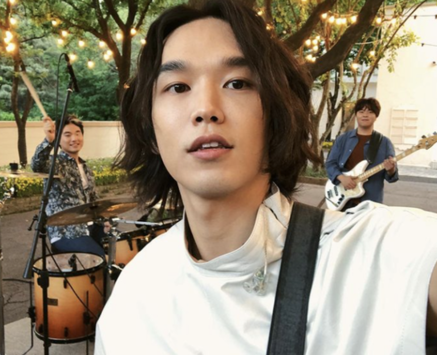 케빈오 버스킹