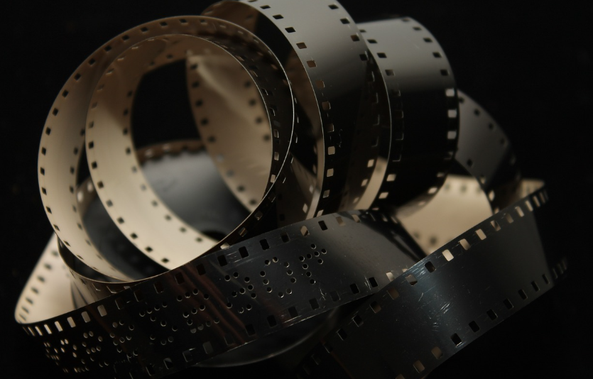 월트 디즈니 컴퍼니의 단편 애니메이션, 단편을 통한 세계관 확장, 단편에 담긴 사회적 메시지