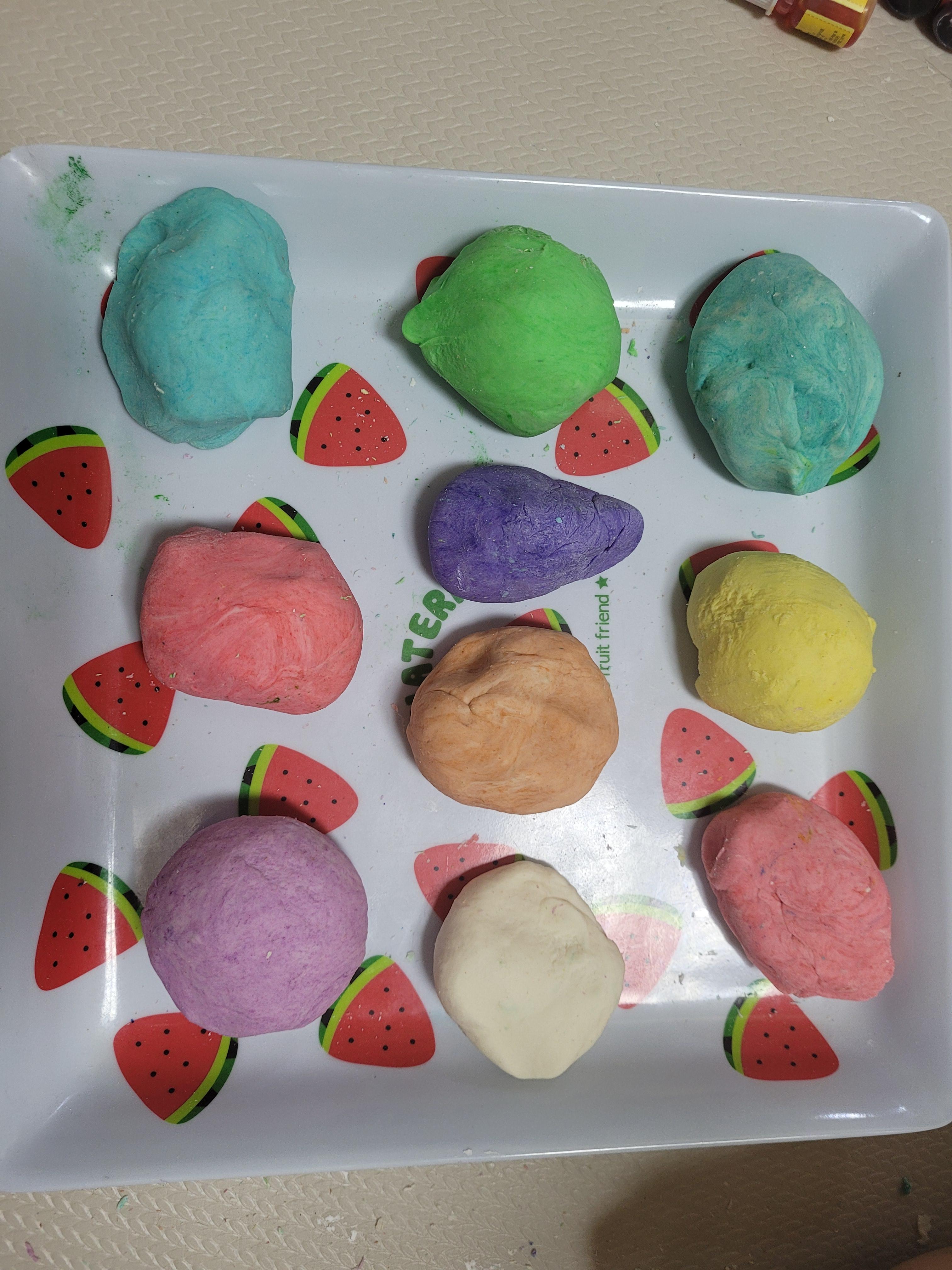 색깔 클레이 완성