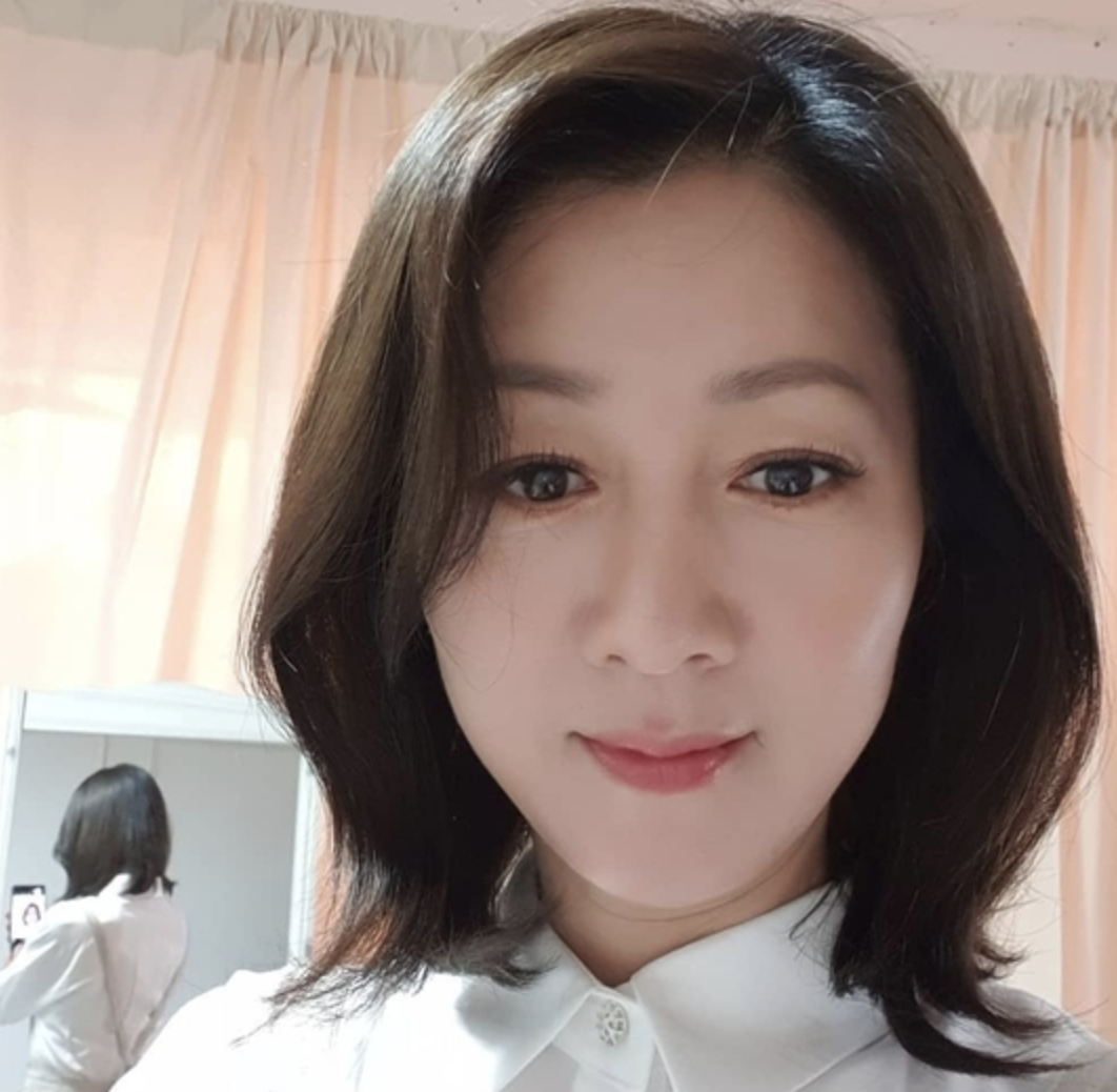 방은희 셀카