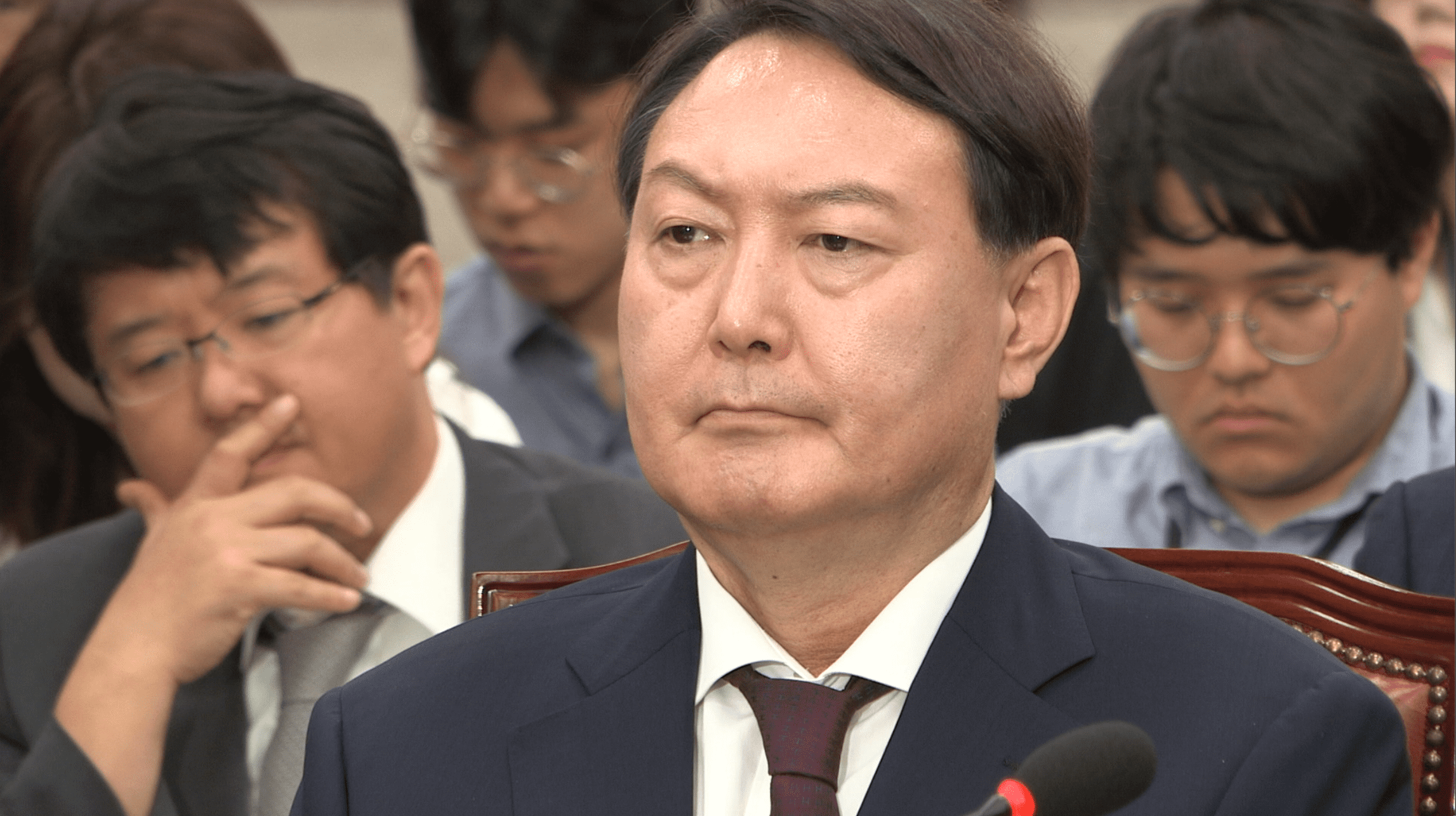 표정-안좋은-윤석열