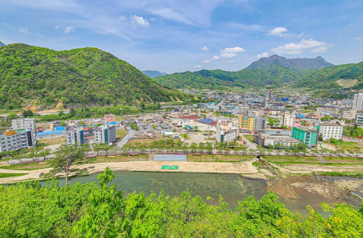봉명산 출렁다리