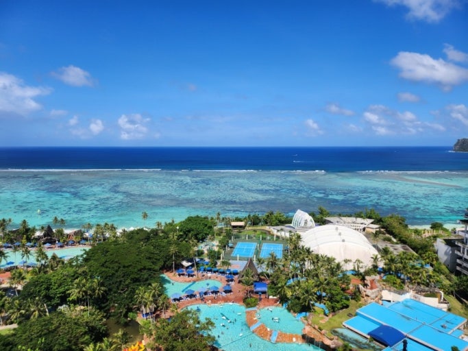 괌 PIC 리조트 전경과 투명한 바닷물, 가족과 함께 즐기는 남태평양 리조트 여행지