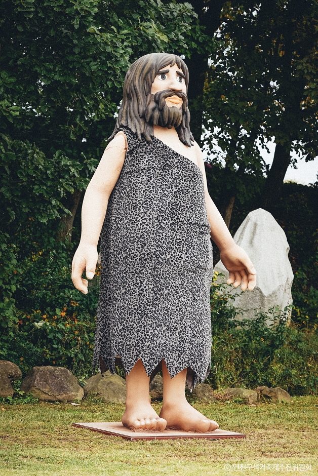 2024 제 31회 연천 구석기 축제 기본일정 과 프로그램 및 출연 가구 소개(장민호 인순이 김다현 신해솔 김필 안다은 출연)