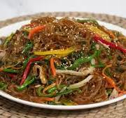 남은 재료로 15분 만에 요리한 잡채 모습