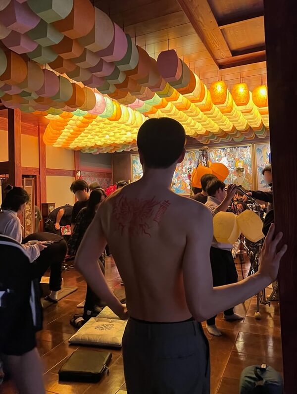 차강윤-몸-복근