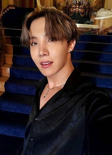 bts 제이홉