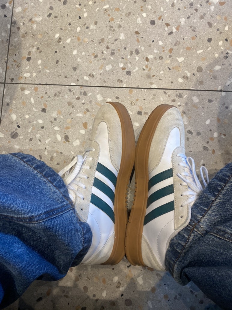 데일리룩(2024. 5. 18.)나이키 헤리티지 86 퓨추라 워시드 레드, 폴로랄프로렌 야상 M-65, 어커버 반팔, 에러스익셉티드 왁스드 데님팬츠, 아디다스 그라다스 그린 삼바