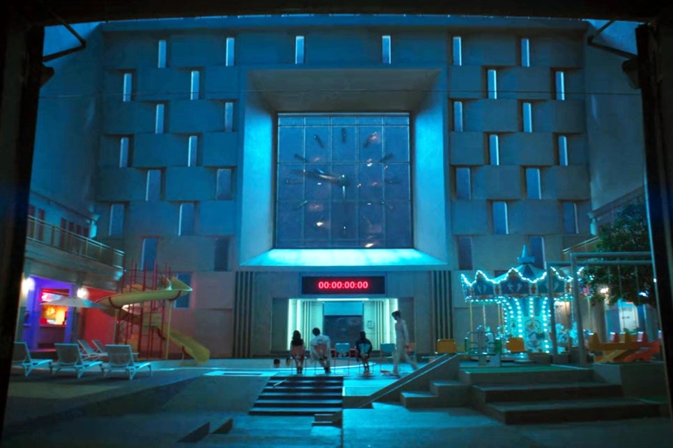 넷플릭스 시리즈 더 에이트쇼 결말 정보 등장인물 출연진 원작 시즌2 쿠키영상