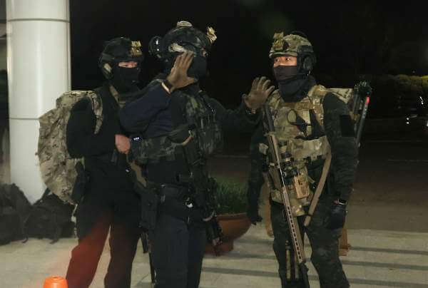 군의 헌법적 책임과 충성의 의미