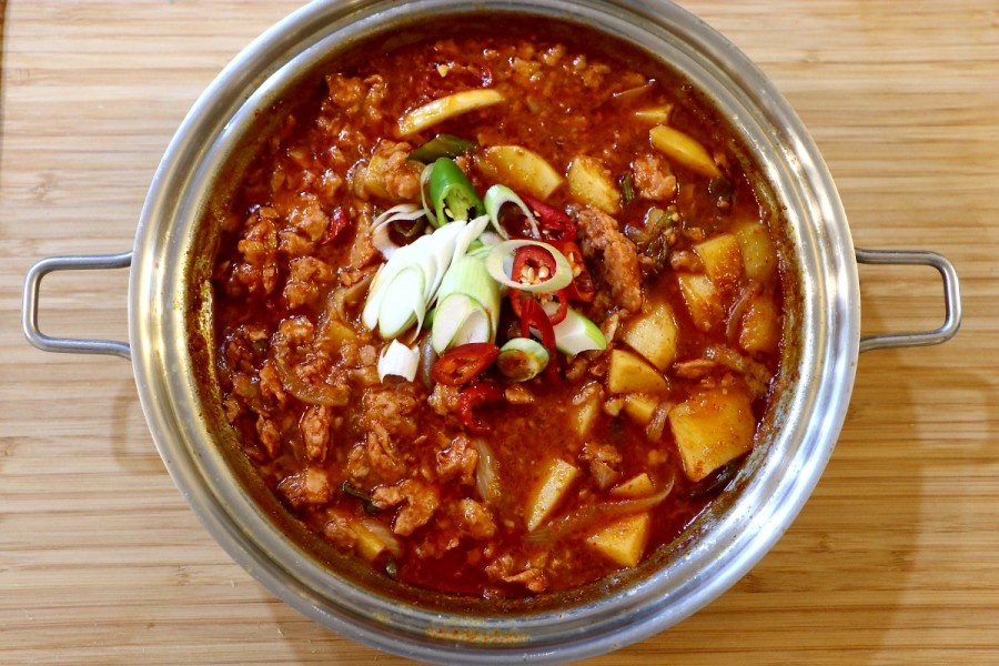 감자짜글이 spam potato Stew