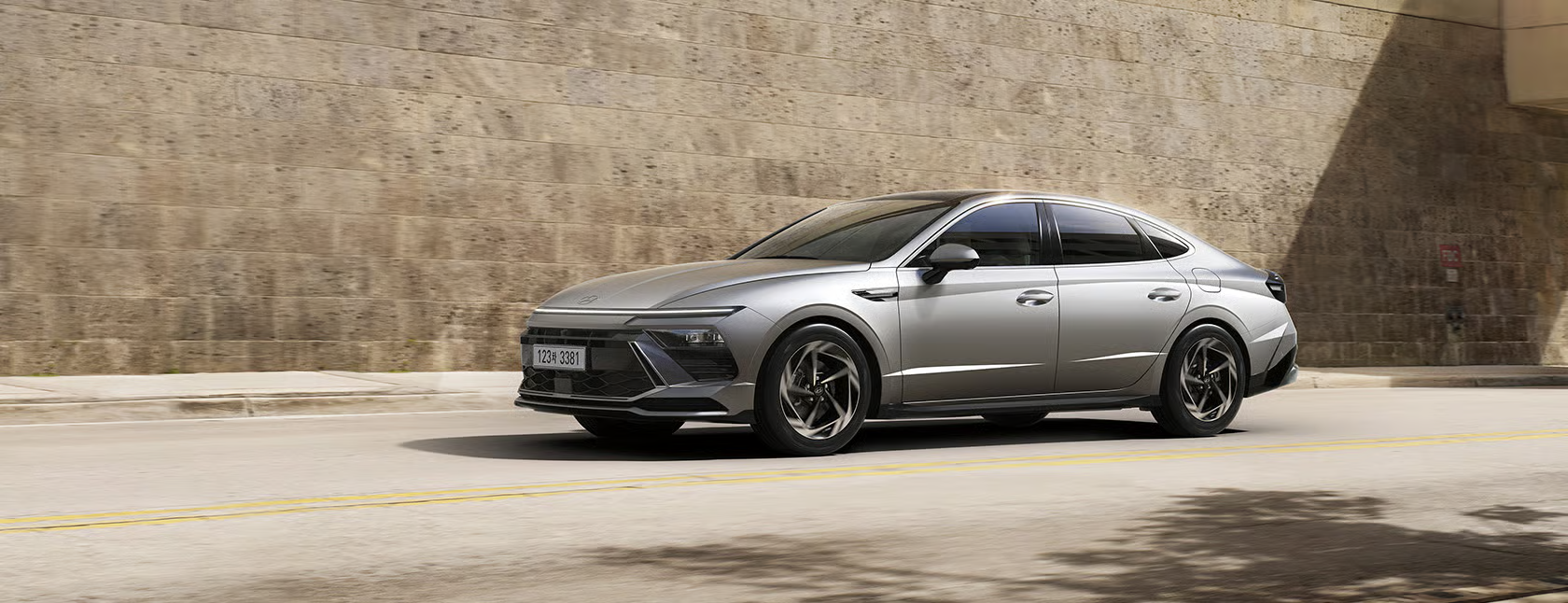 쏘나타(출처 : 현대자동차 공식홈페이지)