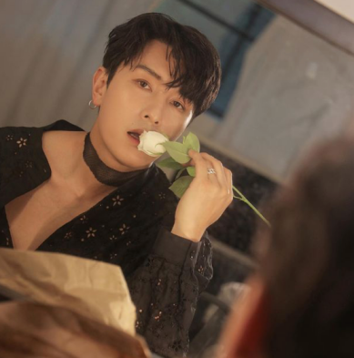 김동완