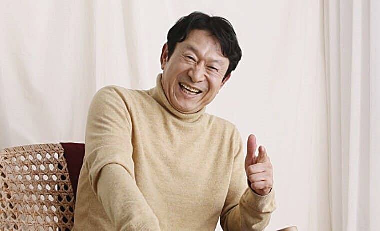 배우-김응수