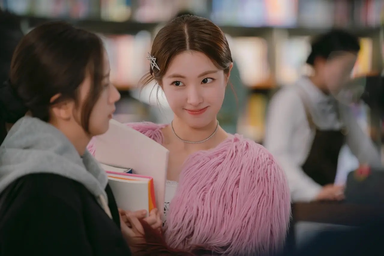 월간남친 주연 미래의 절친인 이지연 역의 하영 배우