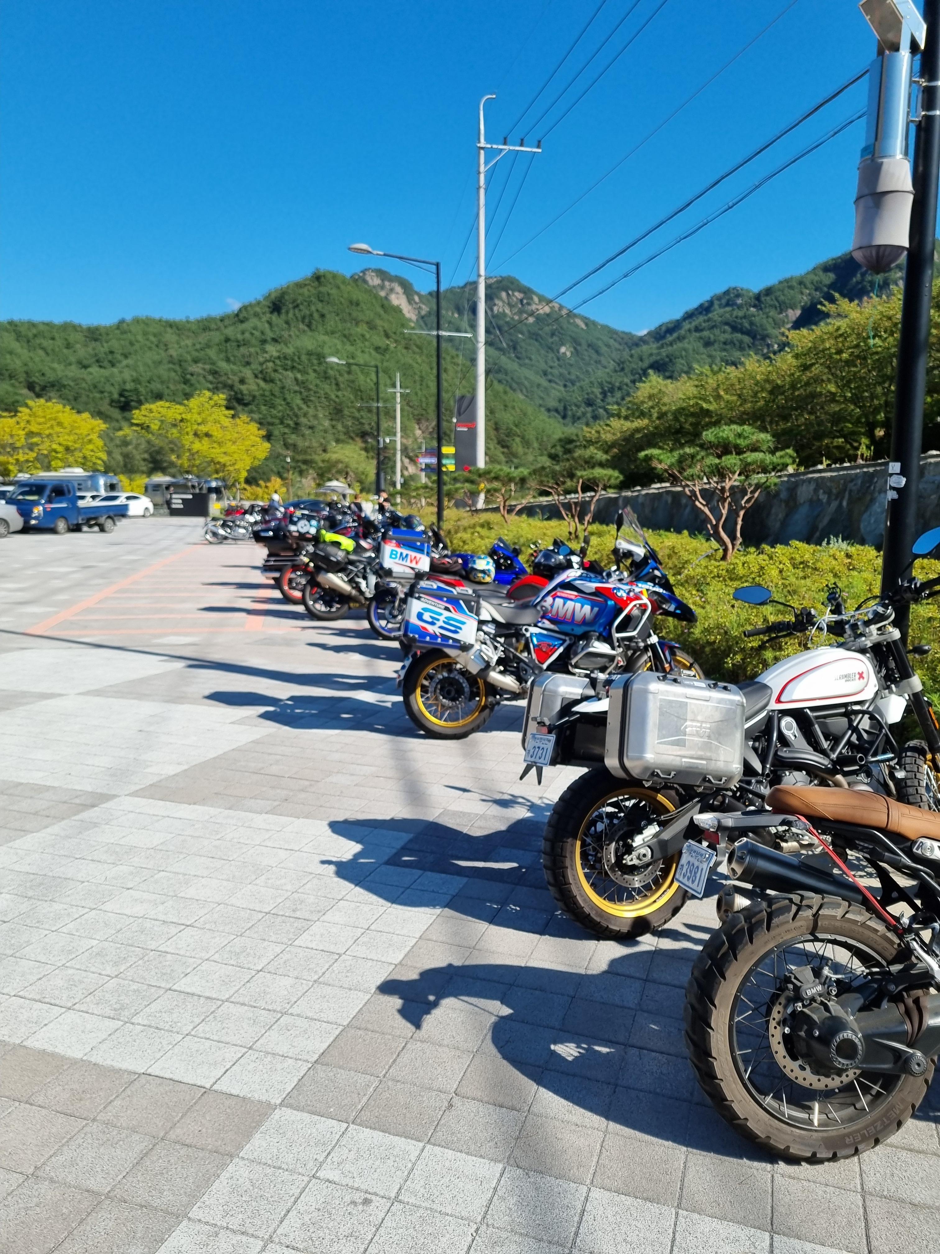 합천 카페 모토라드1